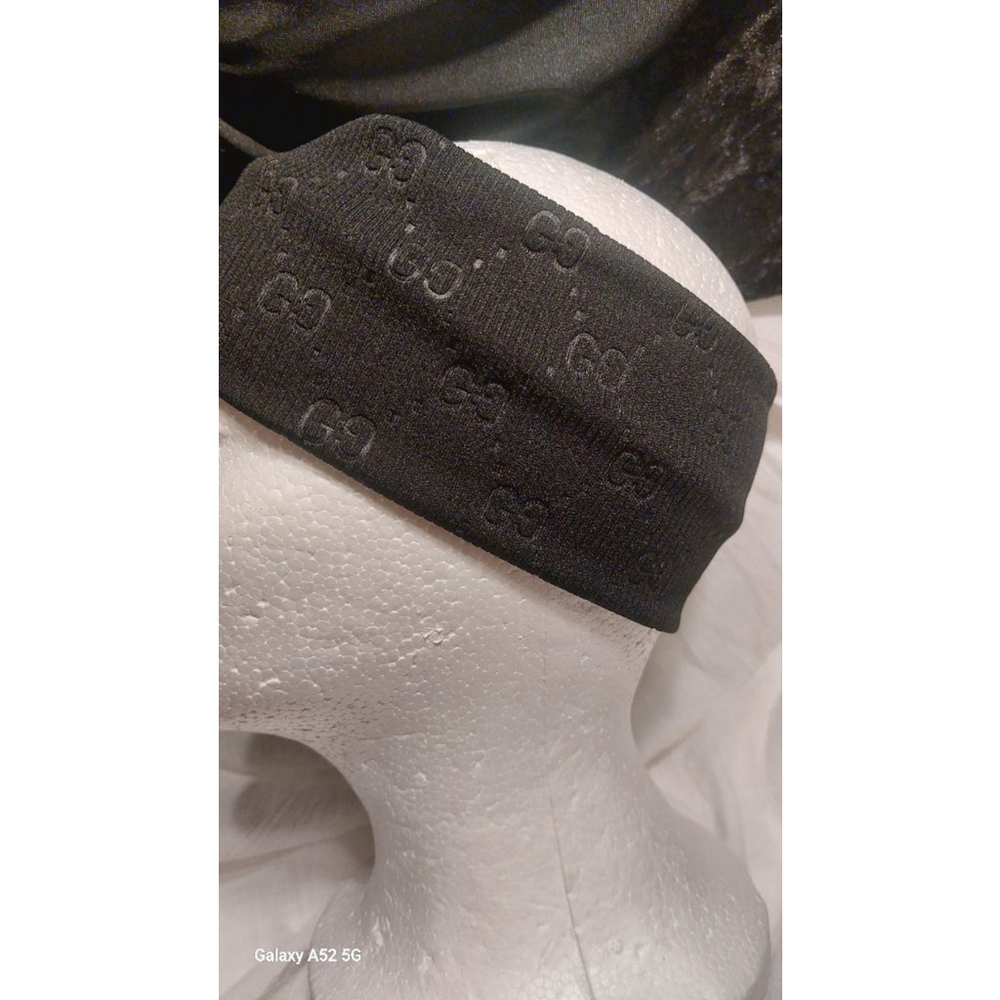 Hit the town with this Black Headband - Picture 2 of 4